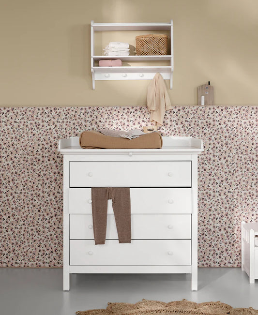 Oliver Furniture boghylde med 4 knager