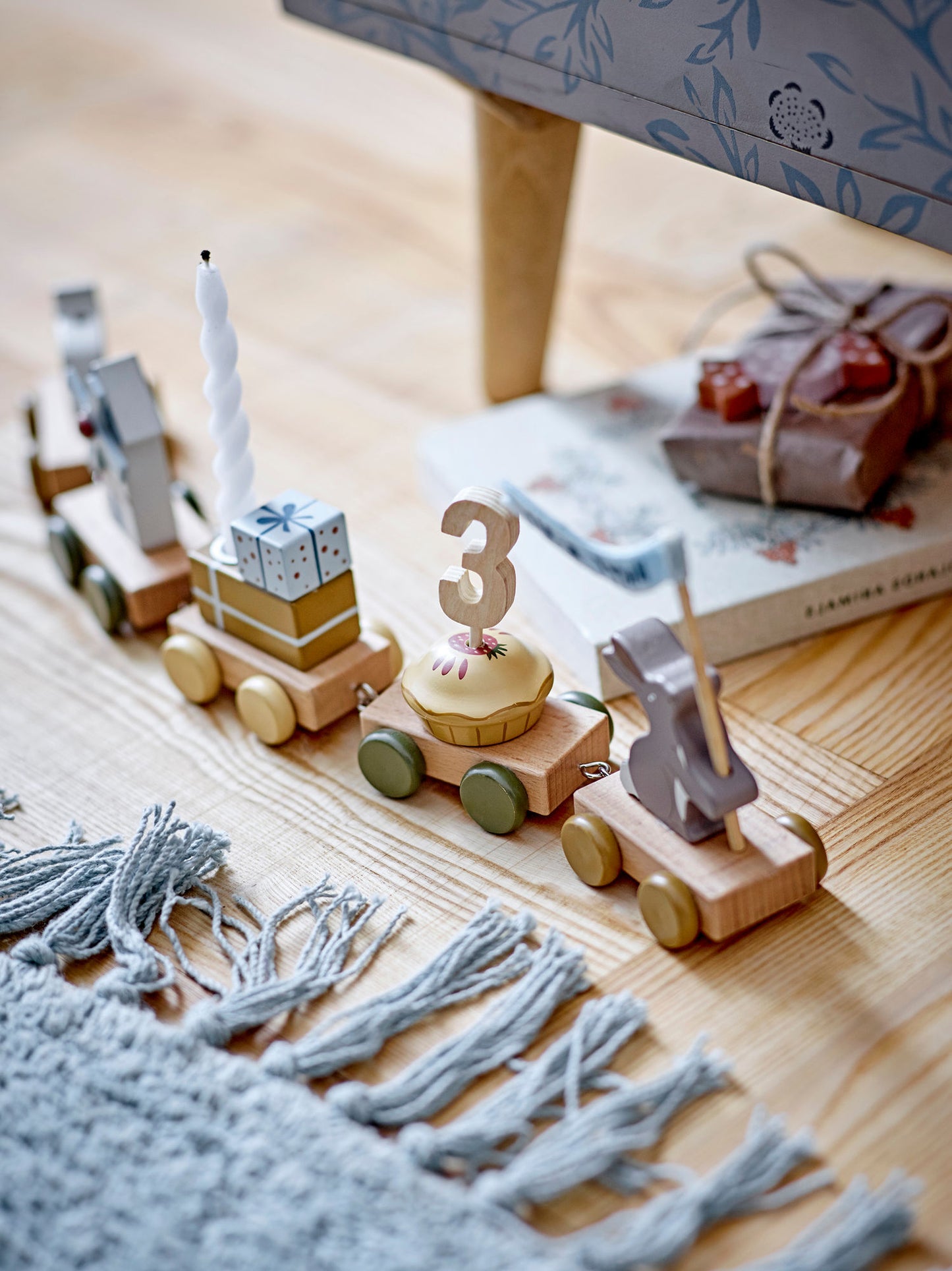 Bloomingville MINI Alfi fødselsdagsdekoration – Brun, MDF, FSC®-certificeret