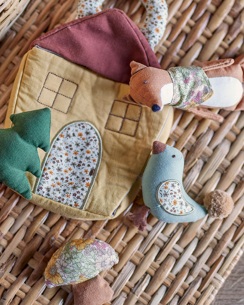 Bloomingville MINI Tio Bamse – Legesæt med hus – Brun – Hør