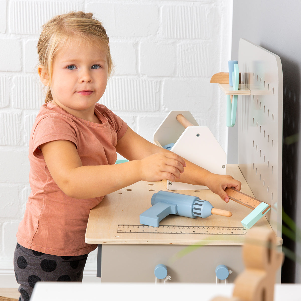 MUSTERKIND arbejdsbænk Fagus – varm grå/natur