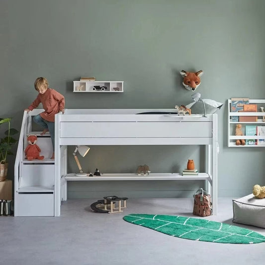 LIFETIME Kidsrooms halvhøj seng med trappe 128 cm 90x200 – hvid