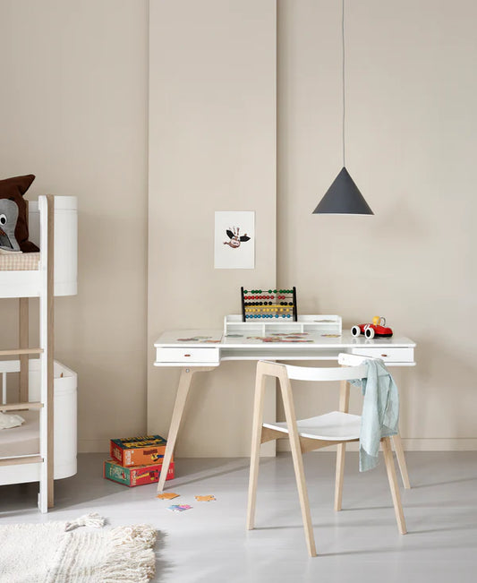 Oliver Furniture Wood skrivebord 66 cm inkl. armstol – hvid/eg