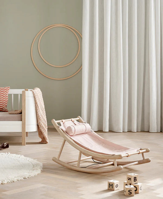 Oliver Furniture Wood juniorvippestol – eg/rosa