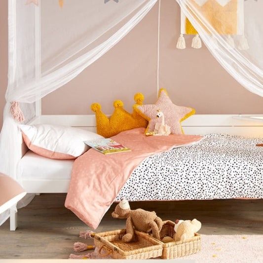 LIFETIME Kidsrooms kroneformet pude – Princess Stars