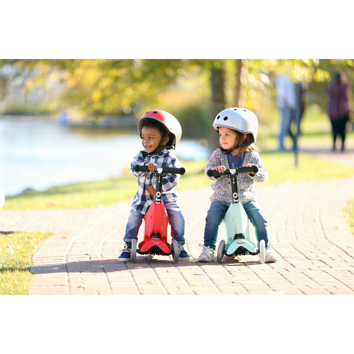 Micro Mini2go Deluxe 2-i-1 løbehjul med sæde – Mint