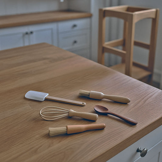 Junior bagesæt i træ – til små hænder og store bagedrømme