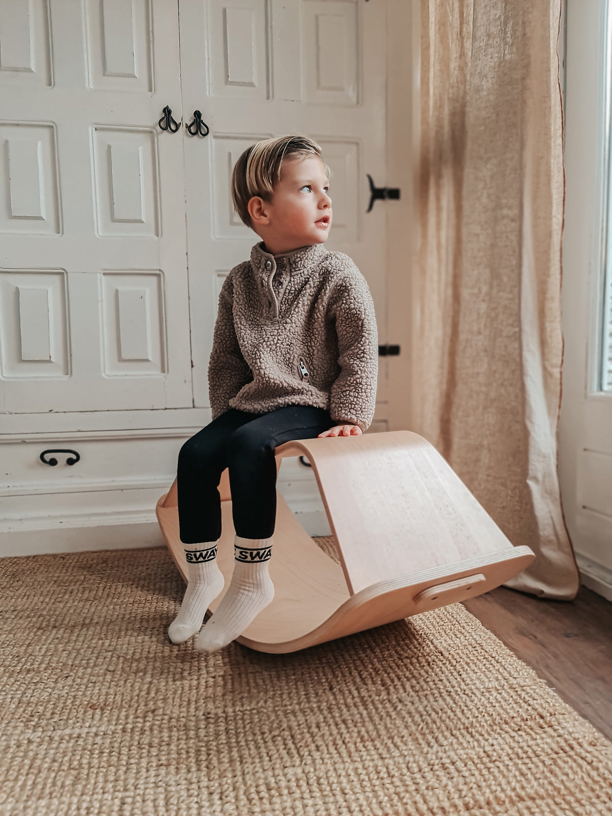 Curve Lab – Rocking Stool & Perfect Arc Balance Board – Natur