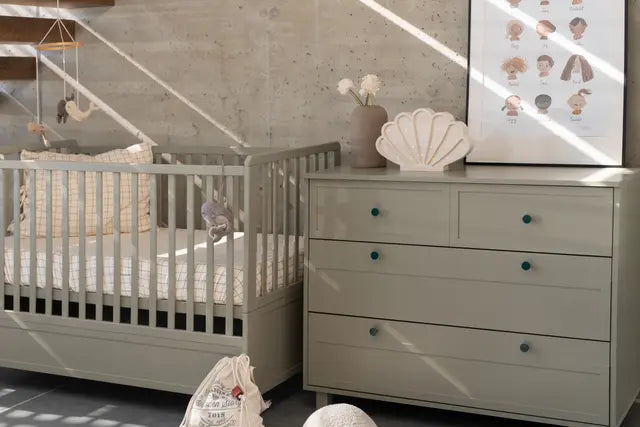 Wood Luck Design - Vintage - kommode med 3 skuffer – eucalyptus