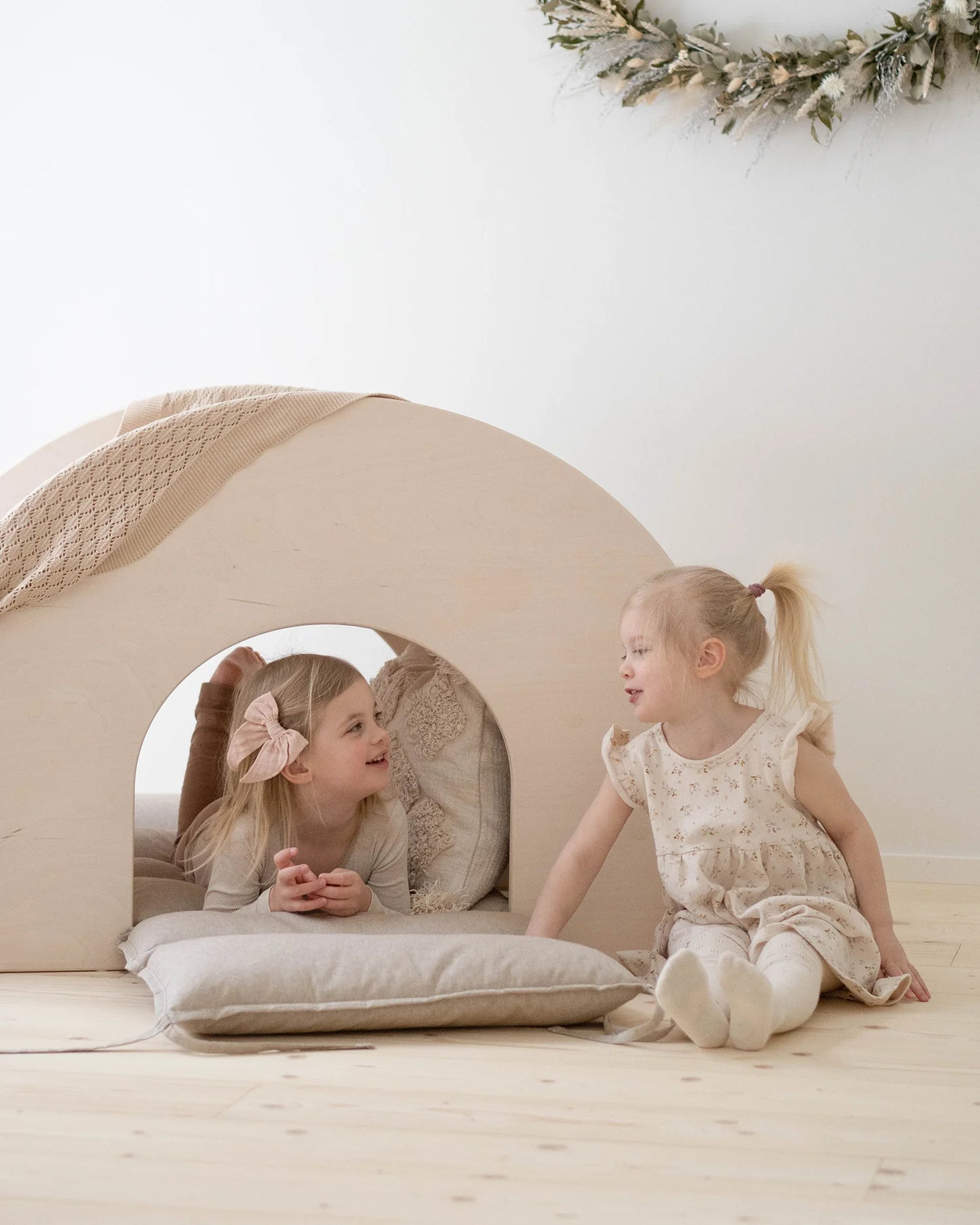FitWood KUMPU Montessori reol og bord – birk
