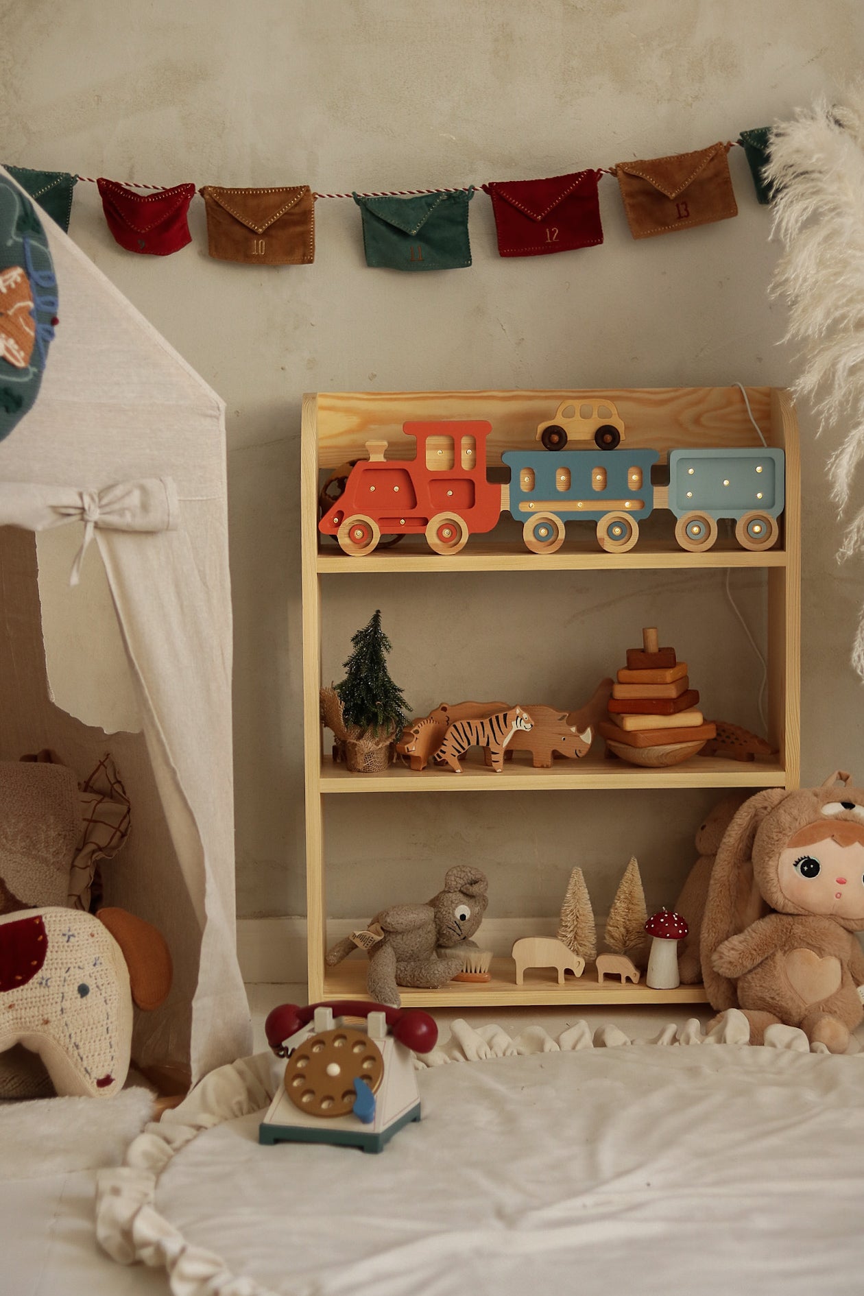Little Lights Train lampe i træ - flere farver
