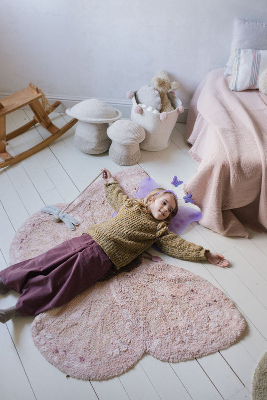 Lorena Canals vaskbart gulvtæppe Baby Sommerfugl 90 x 120 cm – rosa