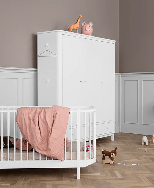 Oliver Furniture Wood garderobeskab med 3 døre – hvid