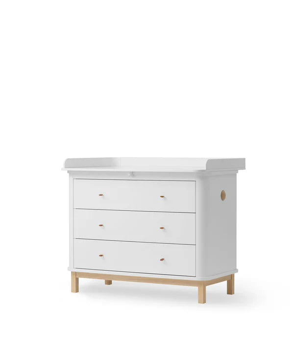 Oliver Furniture Wood puslekommode med 3 skuffer – hvid/eg