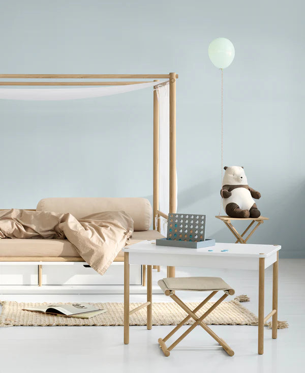 Oliver Furniture Camp toddler legebord – hvid/eg