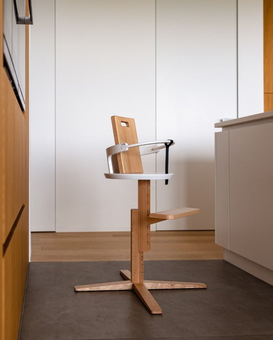 Norstol Peak højstol med babyindsats – hvid