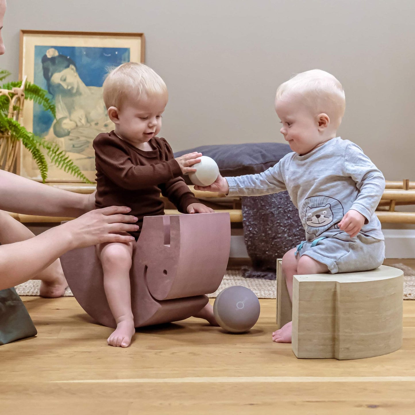 bObles Elefant M - Walnut