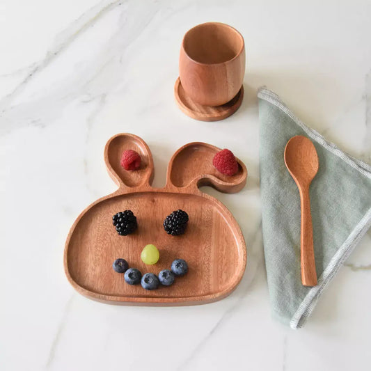 Trætallerken til børn i khayatræ – Kanin