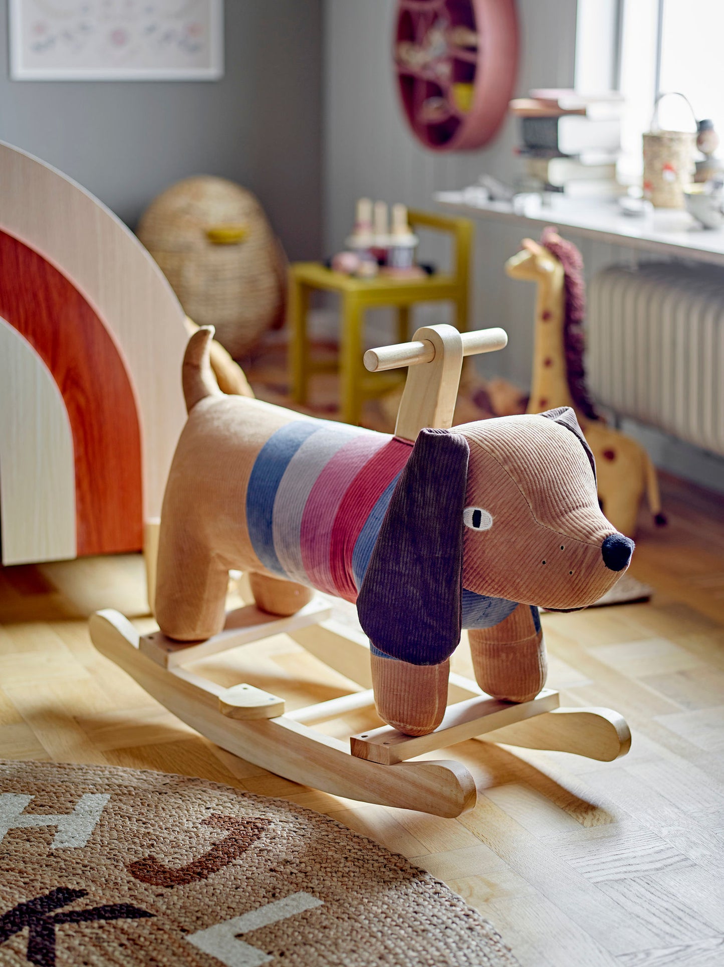 Bloomingville MINI Charlie Gyngehest – Hund – Brun