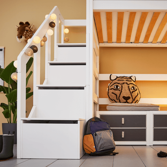 LIFETIME Kidsrooms Breeze højseng med trappe 90 x 200 cm