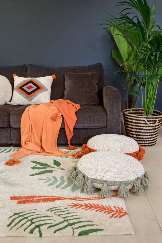 Lorena Canals Vaskbart gulvtæppe – Botaniske planter (140 × 200 cm)