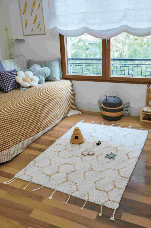 Washable Play Rug Pollination with 4 Handmade Textile Accessories, 90 x 130 cm