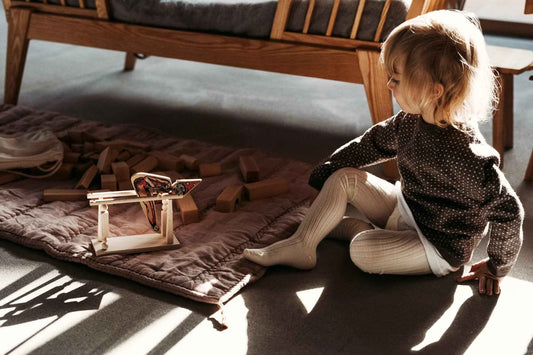 Wooden Story Trælegetøj – Akrobatpige
