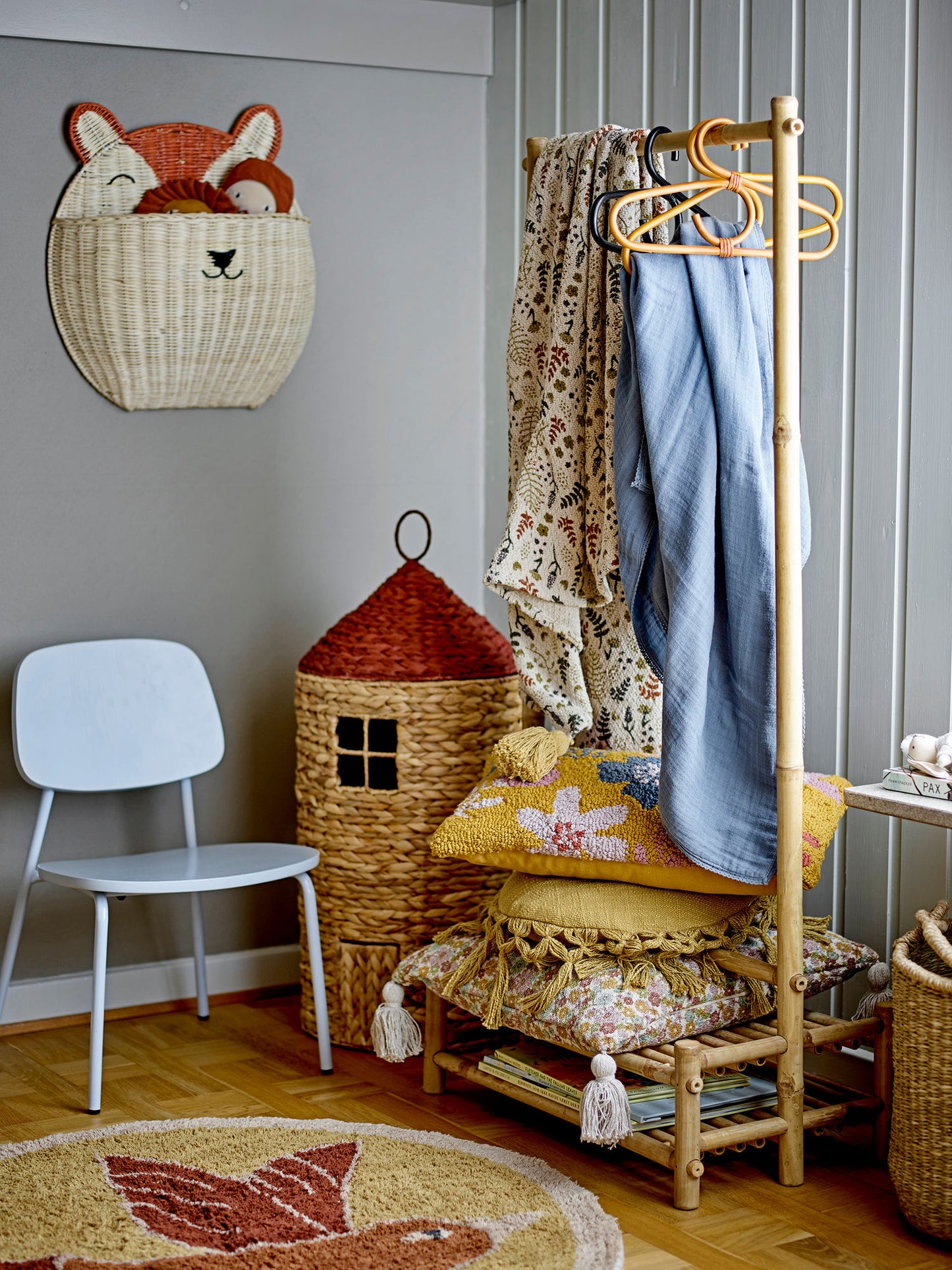 Bloomingville MINI Elinna pude – Rund, gul bomuld med kvaster