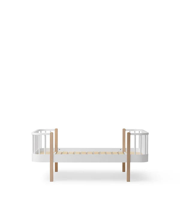 Oliver Furniture Wood Original juniorseng 90x160 cm – hvid/eg