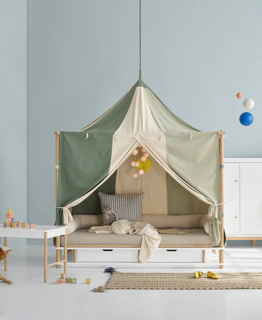 Oliver Furniture Camp sengehimmel Circus – grøn/ufarvet