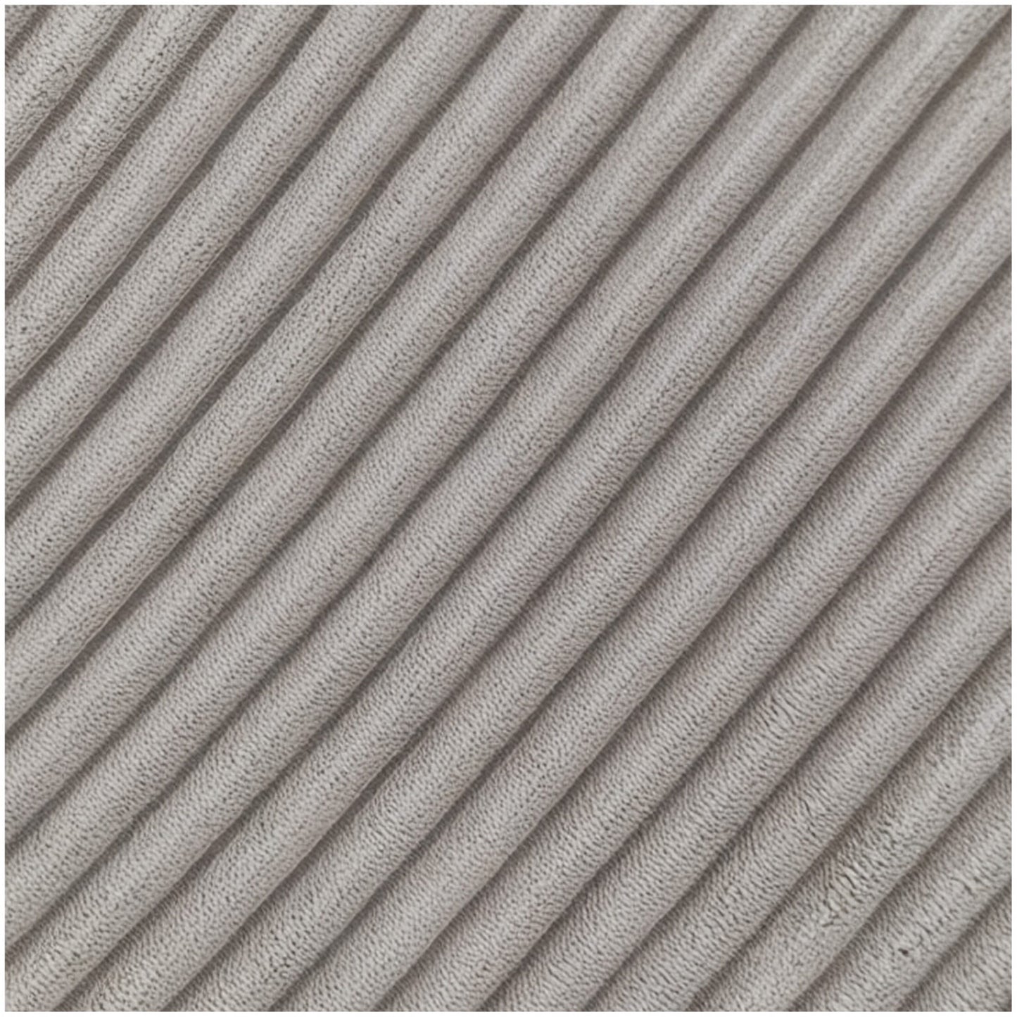 Plush Nest opbevaringspuf til bamser og legetøj i premium fløjl – beige