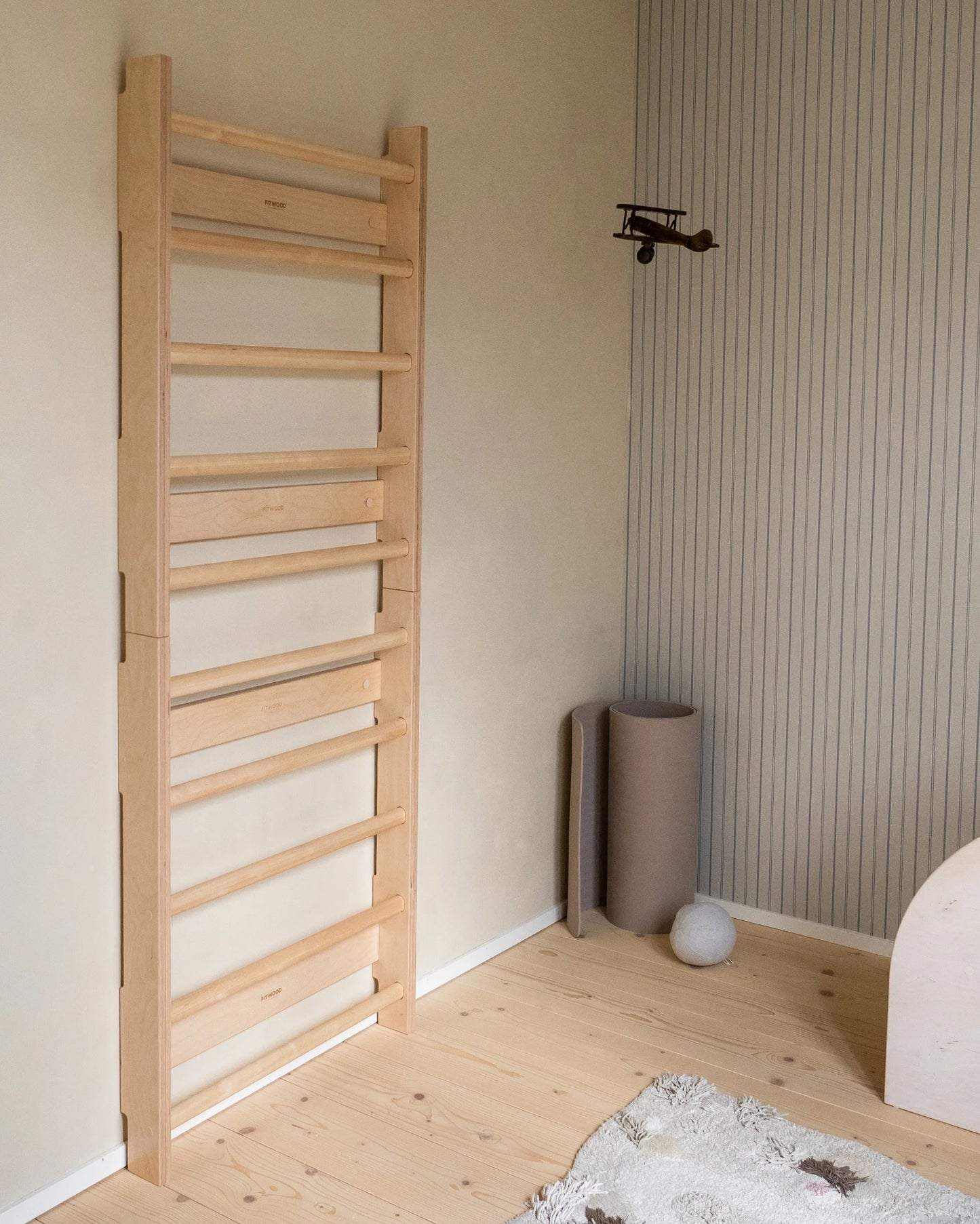 FitWood HONKA Vægribbe 105 cm - sort/birk