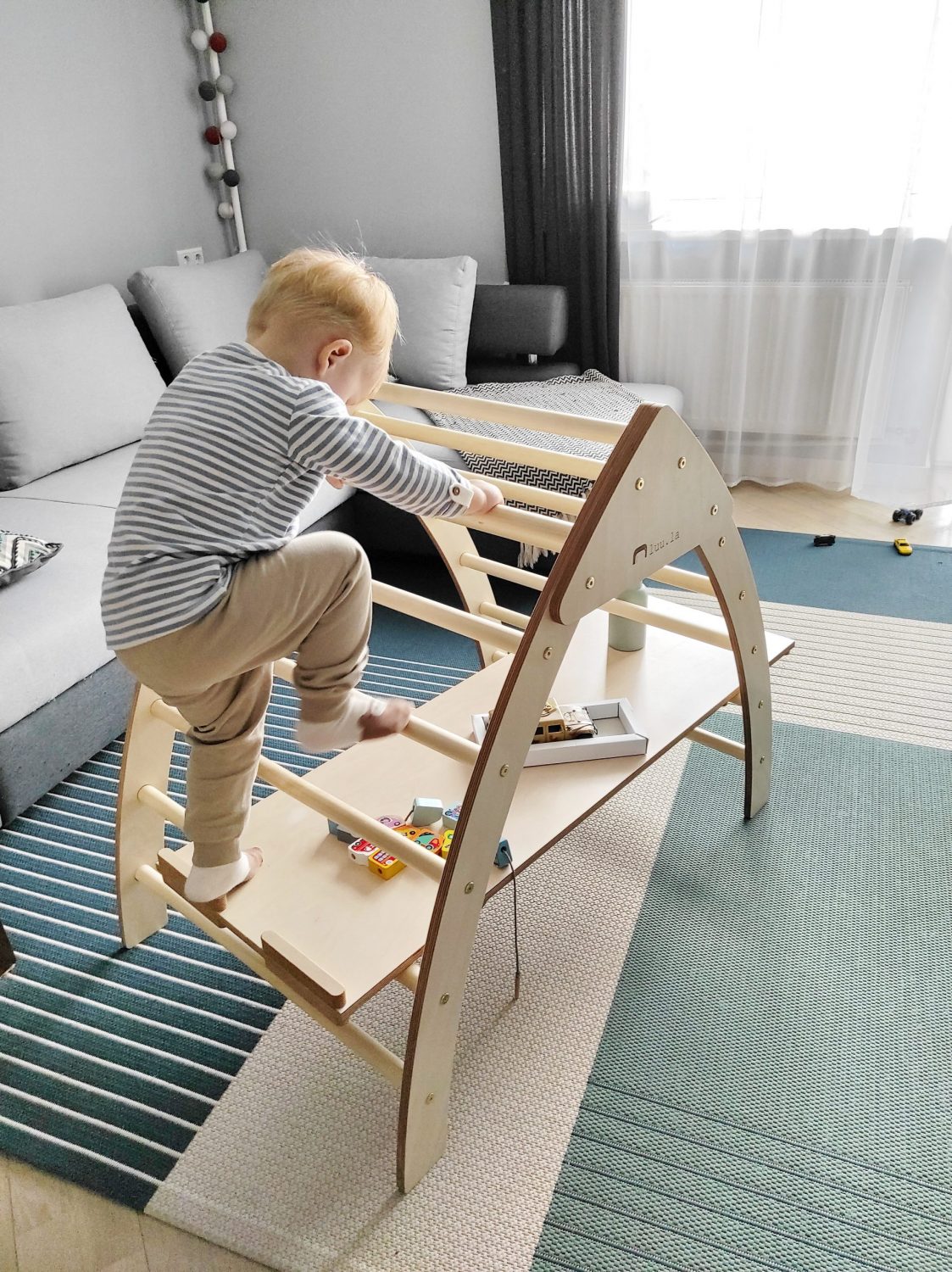 Luula Trekant Sammenklappeligt Klatrestativ med Rampe