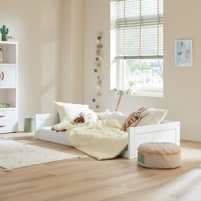 LIFETIME Kidsrooms Montessori børneseng 90x200 cm – fleksibel gulvseng og platformseng