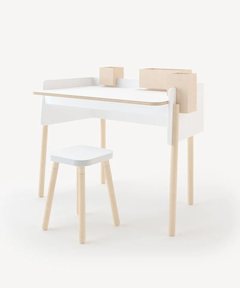 Oeuf NYC Brooklyn skrivebord – hvid/birk