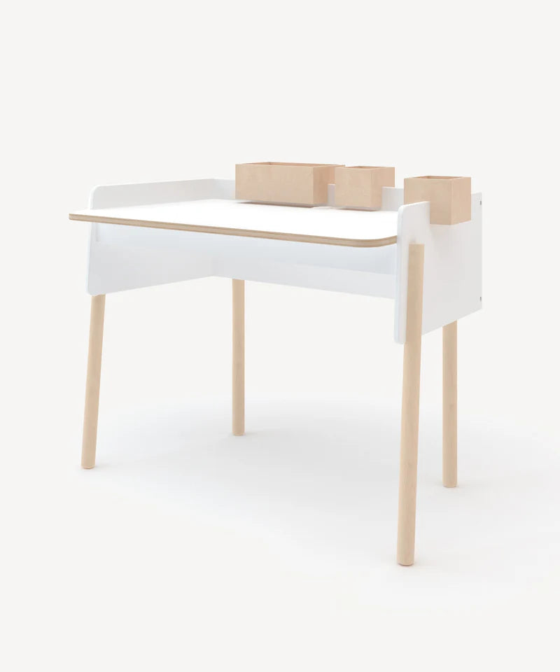 Oeuf NYC Brooklyn skrivebord – hvid/birk
