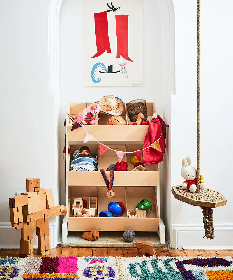Oeuf NYC Toy Store – legetøjsopbevaring i hvid/birk
