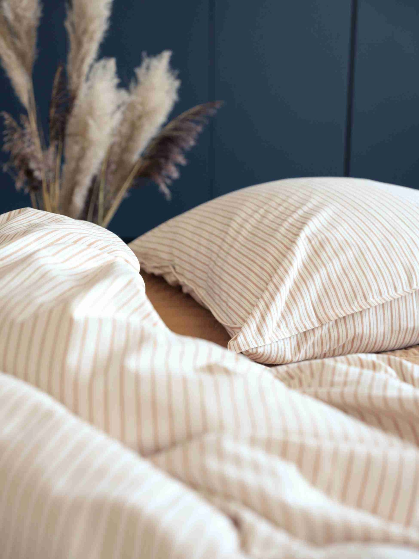 Fabelab sengetøj junior – Caramel Stripes