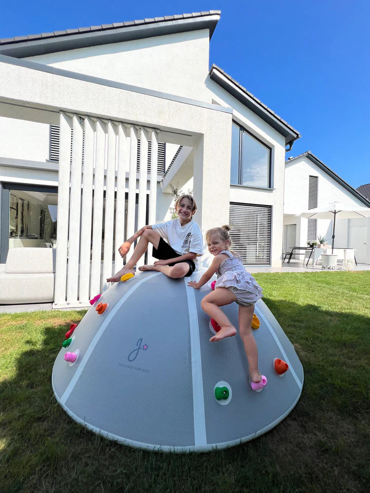 Jupiduu Climb & Jump Dome – oppustelig klatre- og hoppemøbel