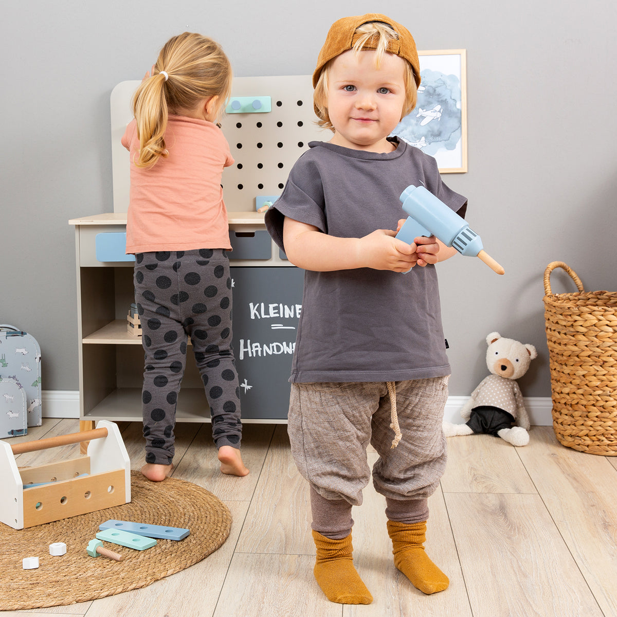 MUSTERKIND arbejdsbænk Fagus – varm grå/natur