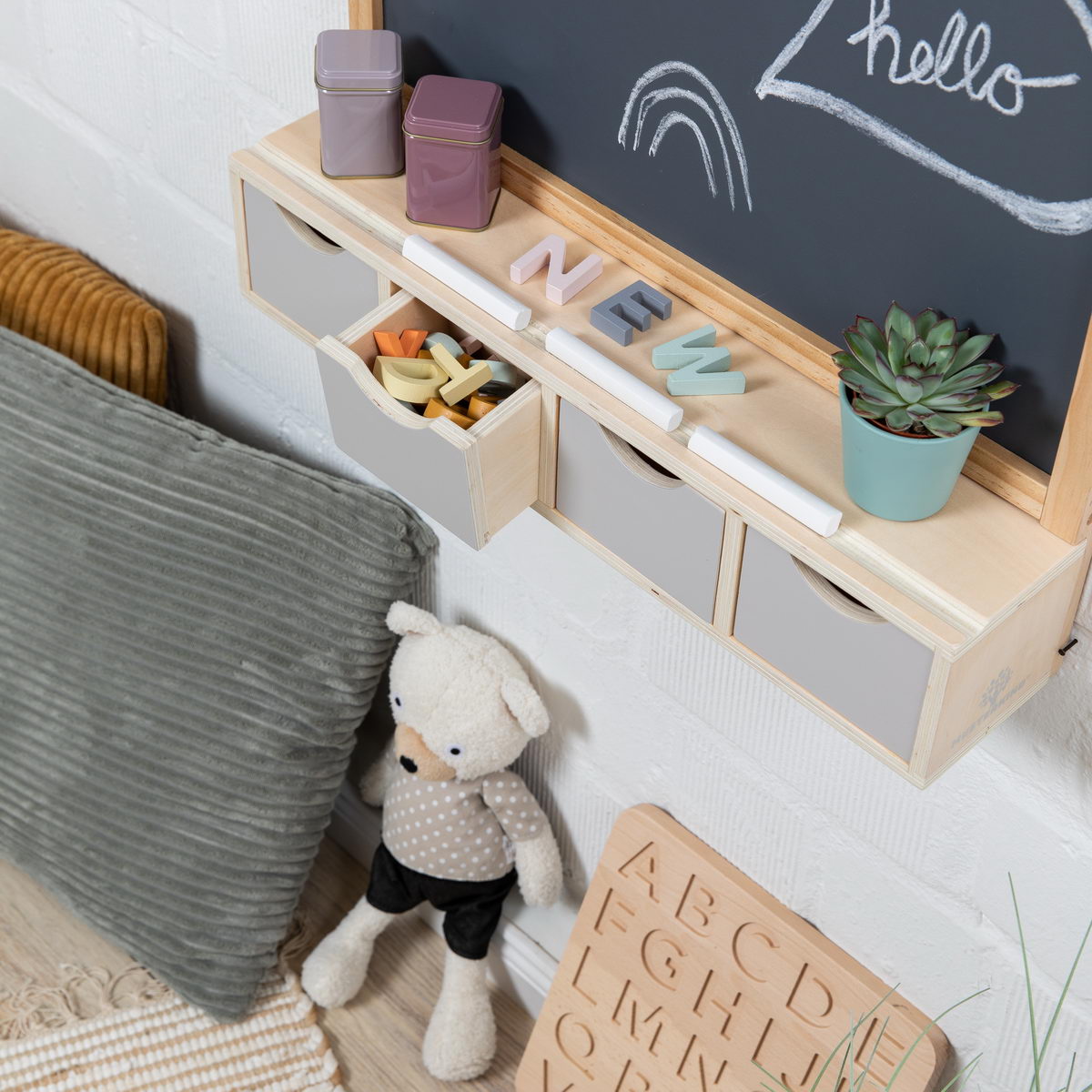 MUSTERKIND kridttavle Juncus – natur/varm grå