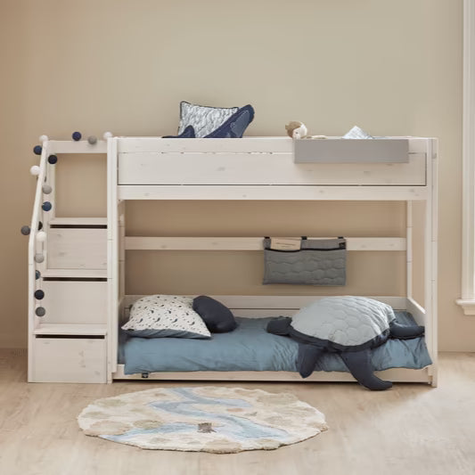 LIFETIME Kidsrooms lav køjeseng med trappe 90x200 cm – hvidpigmenteret