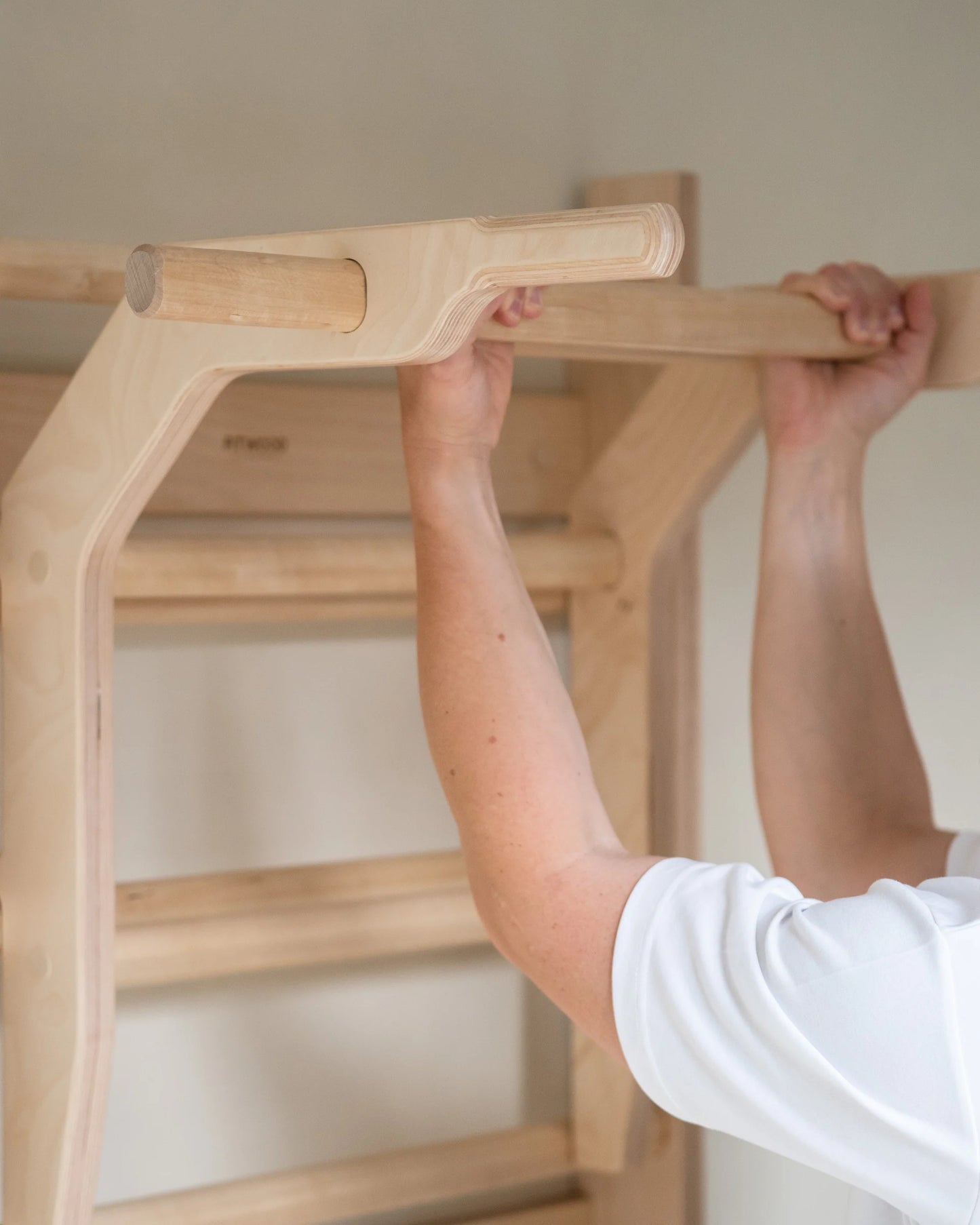 FitWood OKSA pull-up bar & dip station - Hvid