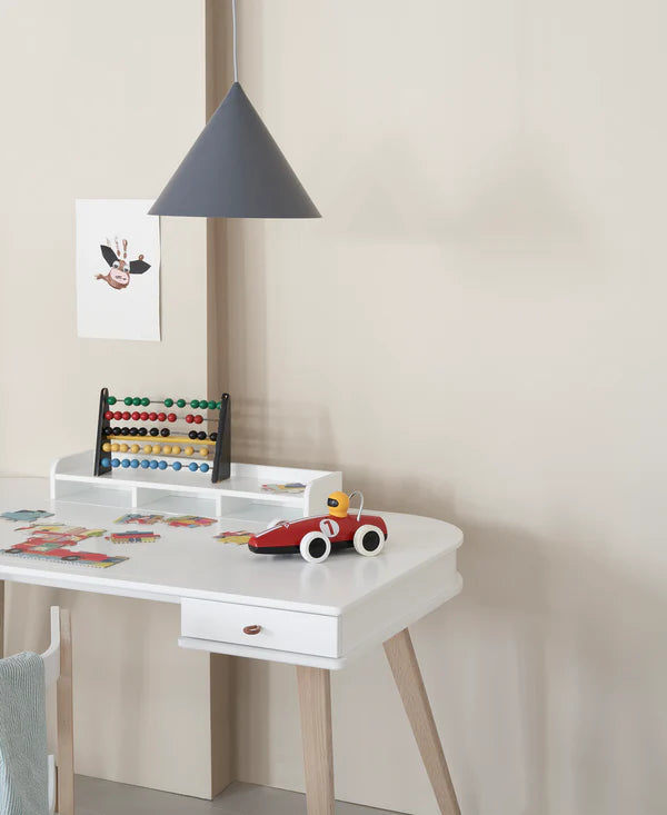 Oliver Furniture Wood skrivebord 66 cm inkl. armstol – hvid/eg