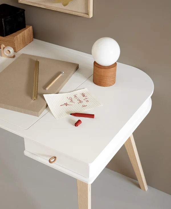 Oliver Furniture Wood skrivebord 72,6 cm inkl. armstol – hvid/eg