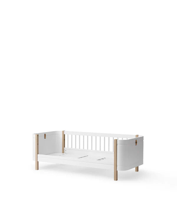 Oliver Furniture Wood Mini+ juniorseng i hvid/eg – 68x162 cm