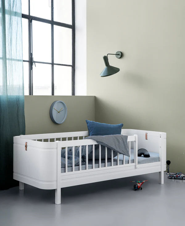 Oliver Furniture Wood Mini+ juniorseng i hvid – 68x162 cm