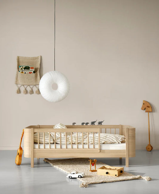Oliver Furniture Wood Mini+ juniorseng i eg – 68x162 cm