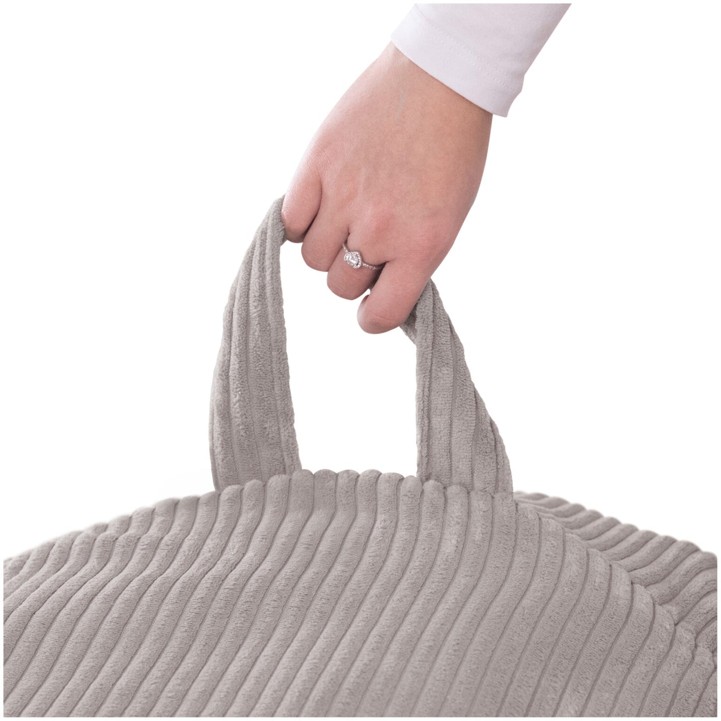 Plush Nest opbevaringspuf til bamser og legetøj i premium fløjl – beige