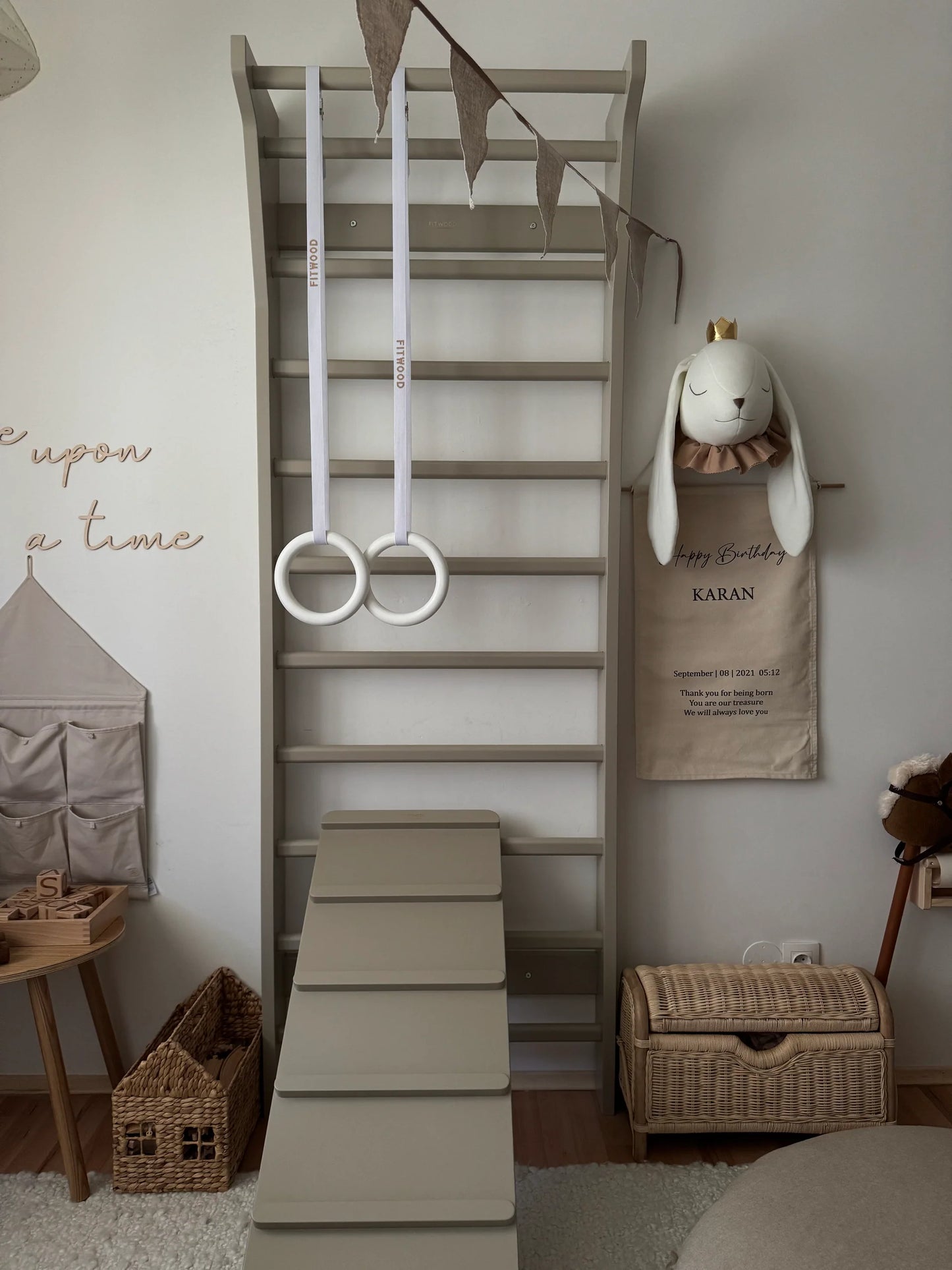 FitWood TAIMI vægribbe 220 cm – beige
