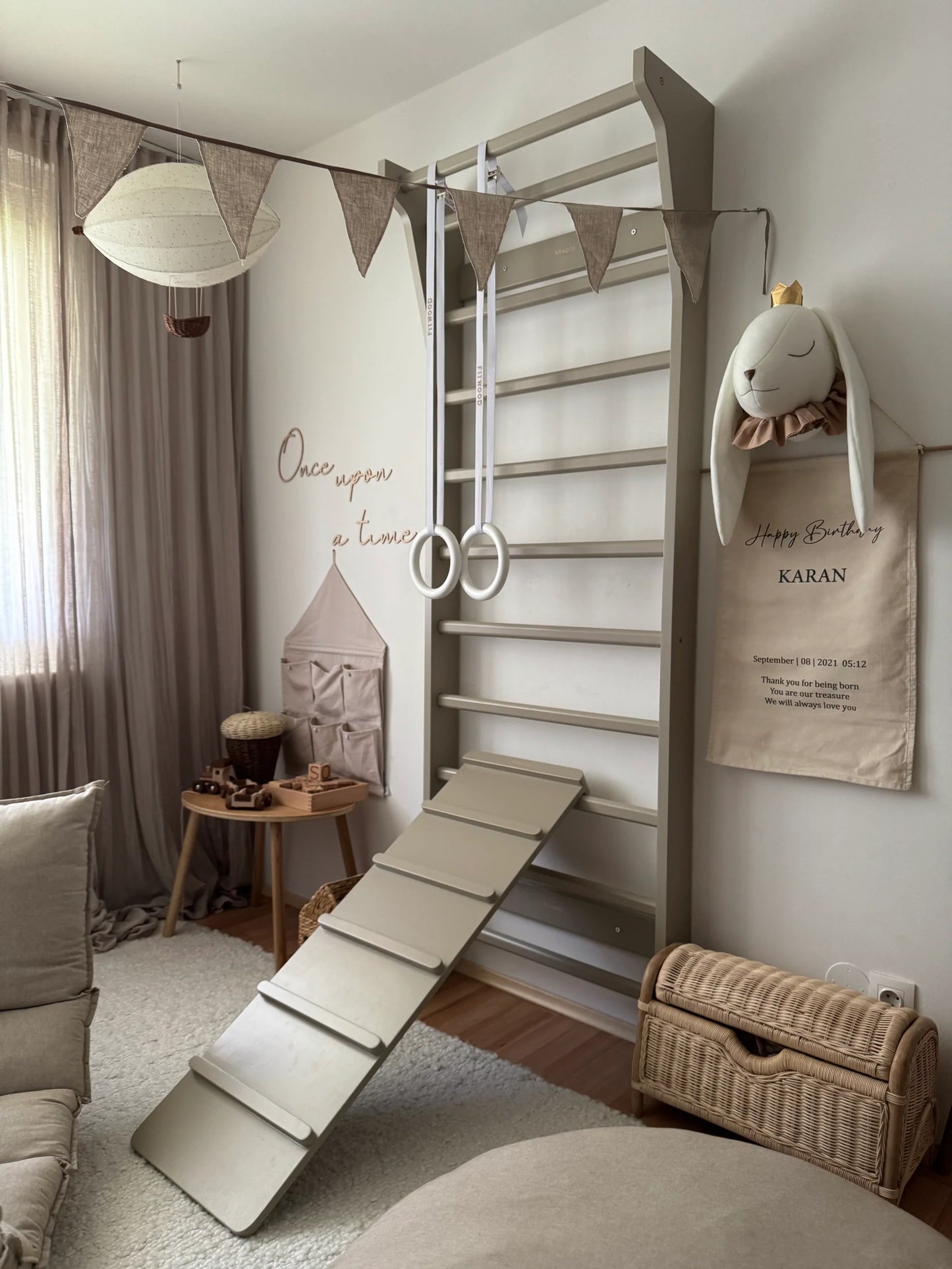 FitWood TAIMI vægribbe 220 cm – beige